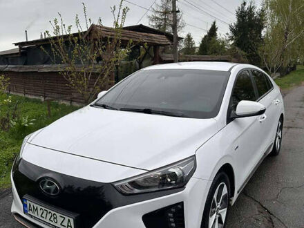 Хендай Ioniq Electric, объемом двигателя 0 л и пробегом 95 тыс. км за 15500 $, фото 1 на Automoto.ua