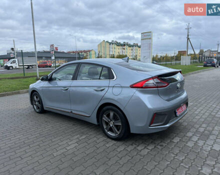Хендай Ioniq Electric 2016 в Радехове на Automoto.ua Серый Хендай Ioniq Electric, объемом двигателя 0 л и пробегом 133 тыс. км за 12000 $, фото 6 на Automoto.ua