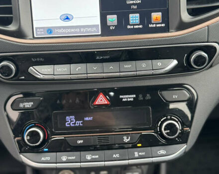 Хендай Ioniq Electric 2016 в Ровно на Automoto.ua Серый Хендай Ioniq Electric, объемом двигателя 0 л и пробегом 123 тыс. км за 12800 $, фото 12 на Automoto.ua