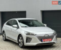 Серый Хендай Ioniq Electric, объемом двигателя 0 л и пробегом 127 тыс. км за 10999 $, фото 18 на Automoto.ua