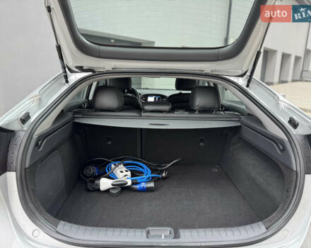 Серый Хендай Ioniq Electric, объемом двигателя 0 л и пробегом 127 тыс. км за 10999 $, фото 47 на Automoto.ua