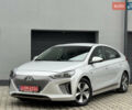 Серый Хендай Ioniq Electric, объемом двигателя 0 л и пробегом 127 тыс. км за 10999 $, фото 1 на Automoto.ua