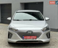 Серый Хендай Ioniq Electric, объемом двигателя 0 л и пробегом 127 тыс. км за 10999 $, фото 15 на Automoto.ua