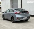 Серый Хендай Ioniq Electric, объемом двигателя 0 л и пробегом 88 тыс. км за 16000 $, фото 5 на Automoto.ua