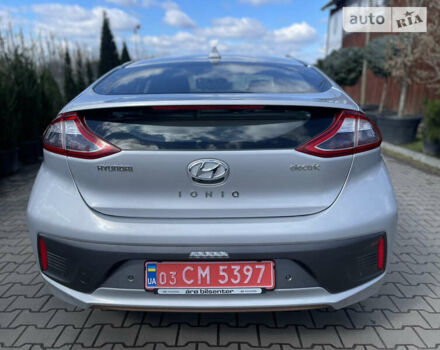 Серый Хендай Ioniq Electric, объемом двигателя 0 л и пробегом 110 тыс. км за 14500 $, фото 9 на Automoto.ua