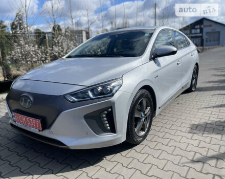 Серый Хендай Ioniq Electric, объемом двигателя 0 л и пробегом 110 тыс. км за 14500 $, фото 13 на Automoto.ua