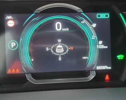 Сірий Хендай Ioniq Electric, об'ємом двигуна 0 л та пробігом 88 тис. км за 17000 $, фото 20 на Automoto.ua