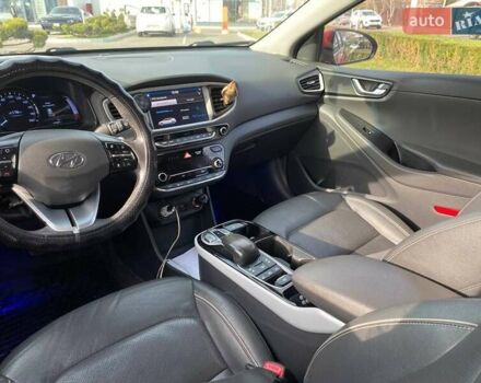 Оранжевый Хендай Ioniq Electric, объемом двигателя 0 л и пробегом 212 тыс. км за 11700 $, фото 16 на Automoto.ua