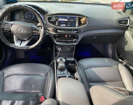 Оранжевый Хендай Ioniq Electric, объемом двигателя 0 л и пробегом 212 тыс. км за 11700 $, фото 15 на Automoto.ua