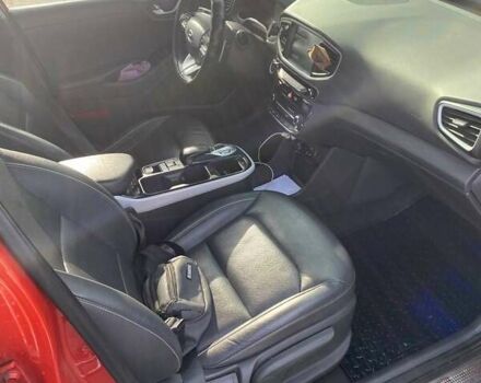 Оранжевый Хендай Ioniq Electric, объемом двигателя 0 л и пробегом 212 тыс. км за 11700 $, фото 6 на Automoto.ua