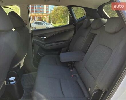 Белый Хендай ix20, объемом двигателя 1.4 л и пробегом 171 тыс. км за 6700 $, фото 8 на Automoto.ua