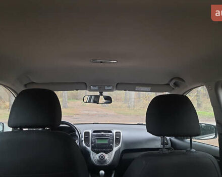 Белый Хендай ix20, объемом двигателя 1.6 л и пробегом 265 тыс. км за 8950 $, фото 34 на Automoto.ua