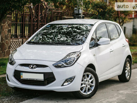 Хендай ix20 2011 у Ужгороді на Automoto.ua Білий Хендай ix20, об'ємом двигуна 1.4 л та пробігом 131 тис. км за 6500 $, фото 1 на Automoto.ua