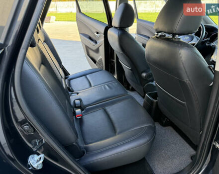 Черный Хендай ix20, объемом двигателя 1.6 л и пробегом 176 тыс. км за 11500 $, фото 26 на Automoto.ua