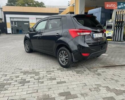 Чорний Хендай ix20, об'ємом двигуна 1.4 л та пробігом 222 тис. км за 6500 $, фото 4 на Automoto.ua