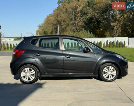 Черный Хендай ix20, объемом двигателя 1.6 л и пробегом 176 тыс. км за 11500 $, фото 3 на Automoto.ua