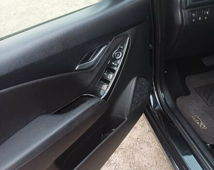 Черный Хендай ix20, объемом двигателя 1.6 л и пробегом 175 тыс. км за 10900 $, фото 5 на Automoto.ua