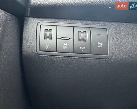 Серый Хендай ix20, объемом двигателя 1.6 л и пробегом 138 тыс. км за 10950 $, фото 18 на Automoto.ua