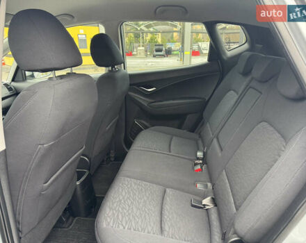 Серый Хендай ix20, объемом двигателя 1.6 л и пробегом 138 тыс. км за 10150 $, фото 17 на Automoto.ua