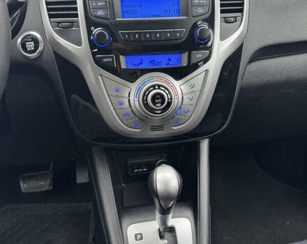 Серый Хендай ix20, объемом двигателя 1.6 л и пробегом 138 тыс. км за 10150 $, фото 21 на Automoto.ua