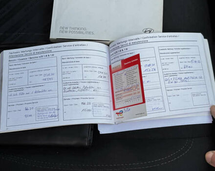 Серый Хендай ix20, объемом двигателя 1.6 л и пробегом 228 тыс. км за 12000 $, фото 20 на Automoto.ua