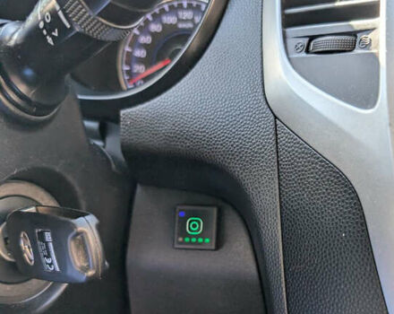 Серый Хендай ix20, объемом двигателя 1.6 л и пробегом 167 тыс. км за 10700 $, фото 10 на Automoto.ua