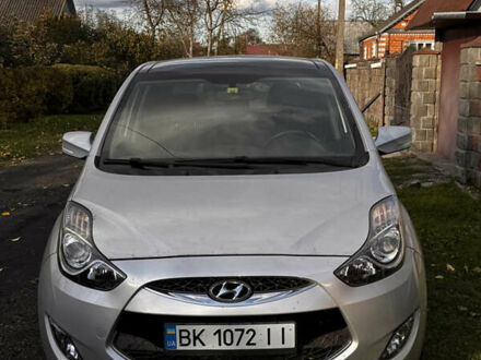 Сірий Хендай ix20, об'ємом двигуна 1.6 л та пробігом 228 тис. км за 12000 $, фото 1 на Automoto.ua