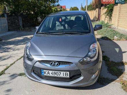 Серый Хендай ix20, объемом двигателя 1.6 л и пробегом 167 тыс. км за 10700 $, фото 1 на Automoto.ua