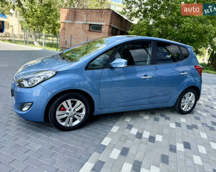 Синий Хендай ix20, объемом двигателя 1.6 л и пробегом 105 тыс. км за 11500 $, фото 4 на Automoto.ua