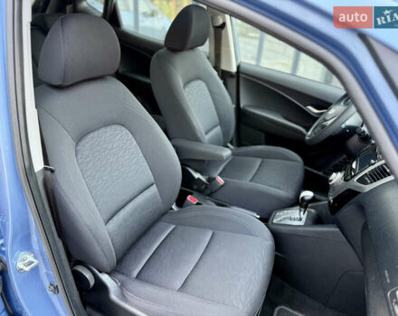 Синий Хендай ix20, объемом двигателя 1.6 л и пробегом 105 тыс. км за 11500 $, фото 53 на Automoto.ua