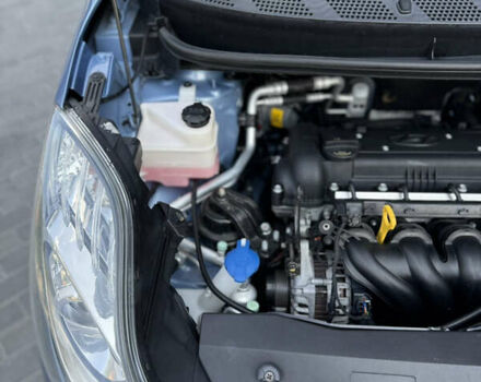 Синий Хендай ix20, объемом двигателя 1.6 л и пробегом 105 тыс. км за 11500 $, фото 61 на Automoto.ua