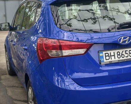Синий Хендай ix20, объемом двигателя 1.4 л и пробегом 190 тыс. км за 6899 $, фото 3 на Automoto.ua