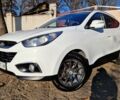 Белый Хендай их35, объемом двигателя 2 л и пробегом 226 тыс. км за 10300 $, фото 1 на Automoto.ua