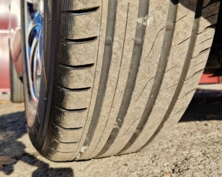 Белый Хендай их35, объемом двигателя 2 л и пробегом 226 тыс. км за 10300 $, фото 6 на Automoto.ua