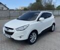 Белый Хендай их35, объемом двигателя 2 л и пробегом 215 тыс. км за 12034 $, фото 1 на Automoto.ua