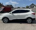 Белый Хендай их35, объемом двигателя 2 л и пробегом 215 тыс. км за 12034 $, фото 3 на Automoto.ua