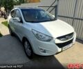 Белый Хендай их35, объемом двигателя 2.4 л и пробегом 112 тыс. км за 10500 $, фото 1 на Automoto.ua