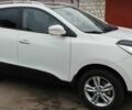 Белый Хендай их35, объемом двигателя 2 л и пробегом 215 тыс. км за 9300 $, фото 2 на Automoto.ua