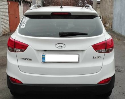 Білий Хендай іх35, об'ємом двигуна 2 л та пробігом 215 тис. км за 9900 $, фото 4 на Automoto.ua
