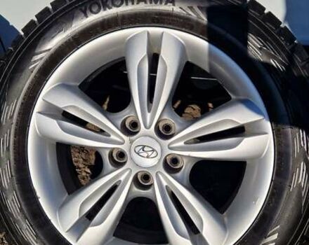 Белый Хендай их35, объемом двигателя 2 л и пробегом 226 тыс. км за 10300 $, фото 31 на Automoto.ua