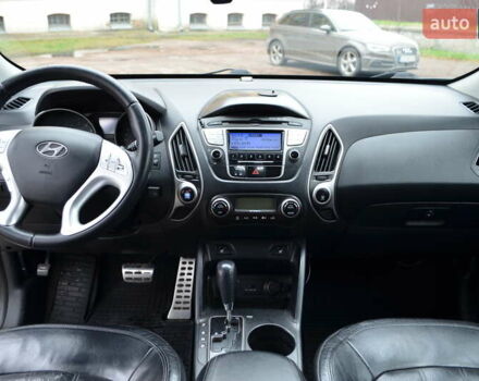 Белый Хендай их35, объемом двигателя 2.36 л и пробегом 202 тыс. км за 11300 $, фото 30 на Automoto.ua