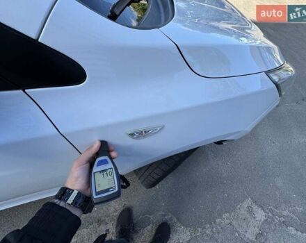 Белый Хендай их35, объемом двигателя 1.7 л и пробегом 214 тыс. км за 13000 $, фото 76 на Automoto.ua