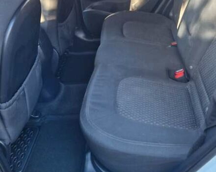 Белый Хендай их35, объемом двигателя 2 л и пробегом 226 тыс. км за 10300 $, фото 24 на Automoto.ua