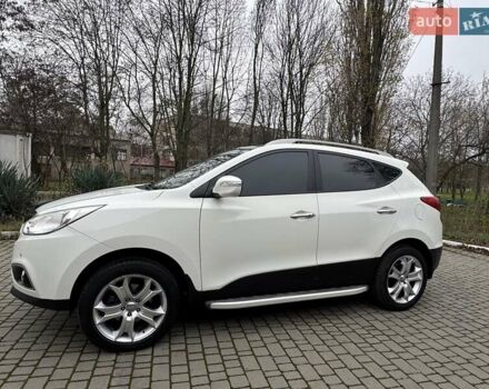 Белый Хендай их35, объемом двигателя 2.36 л и пробегом 111 тыс. км за 11999 $, фото 25 на Automoto.ua