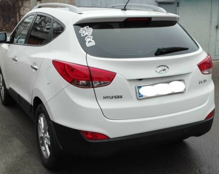 Білий Хендай іх35, об'ємом двигуна 2 л та пробігом 215 тис. км за 9900 $, фото 3 на Automoto.ua