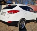 Белый Хендай их35, объемом двигателя 2 л и пробегом 226 тыс. км за 10300 $, фото 6 на Automoto.ua