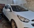 Белый Хендай их35, объемом двигателя 2 л и пробегом 152 тыс. км за 13000 $, фото 1 на Automoto.ua