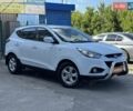Белый Хендай их35, объемом двигателя 1.7 л и пробегом 214 тыс. км за 13000 $, фото 1 на Automoto.ua