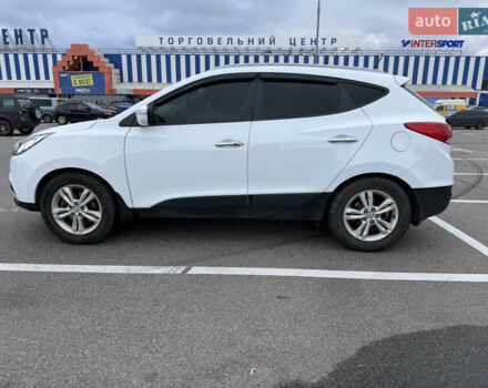 Білий Хендай іх35, об'ємом двигуна 2 л та пробігом 122 тис. км за 11500 $, фото 13 на Automoto.ua