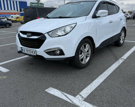 Білий Хендай іх35, об'ємом двигуна 2 л та пробігом 122 тис. км за 11500 $, фото 2 на Automoto.ua